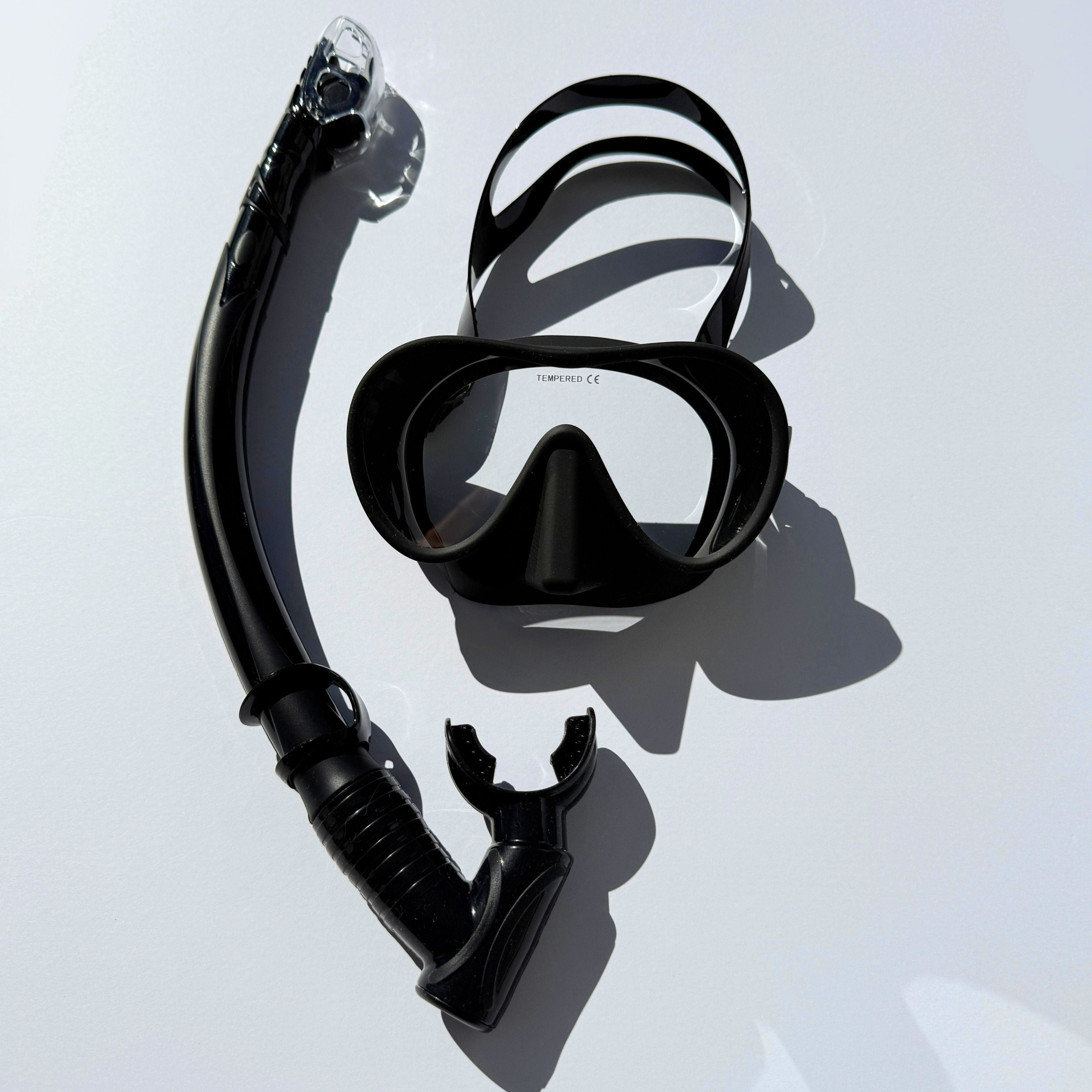 BOLDE Black diving mask and snorkel set