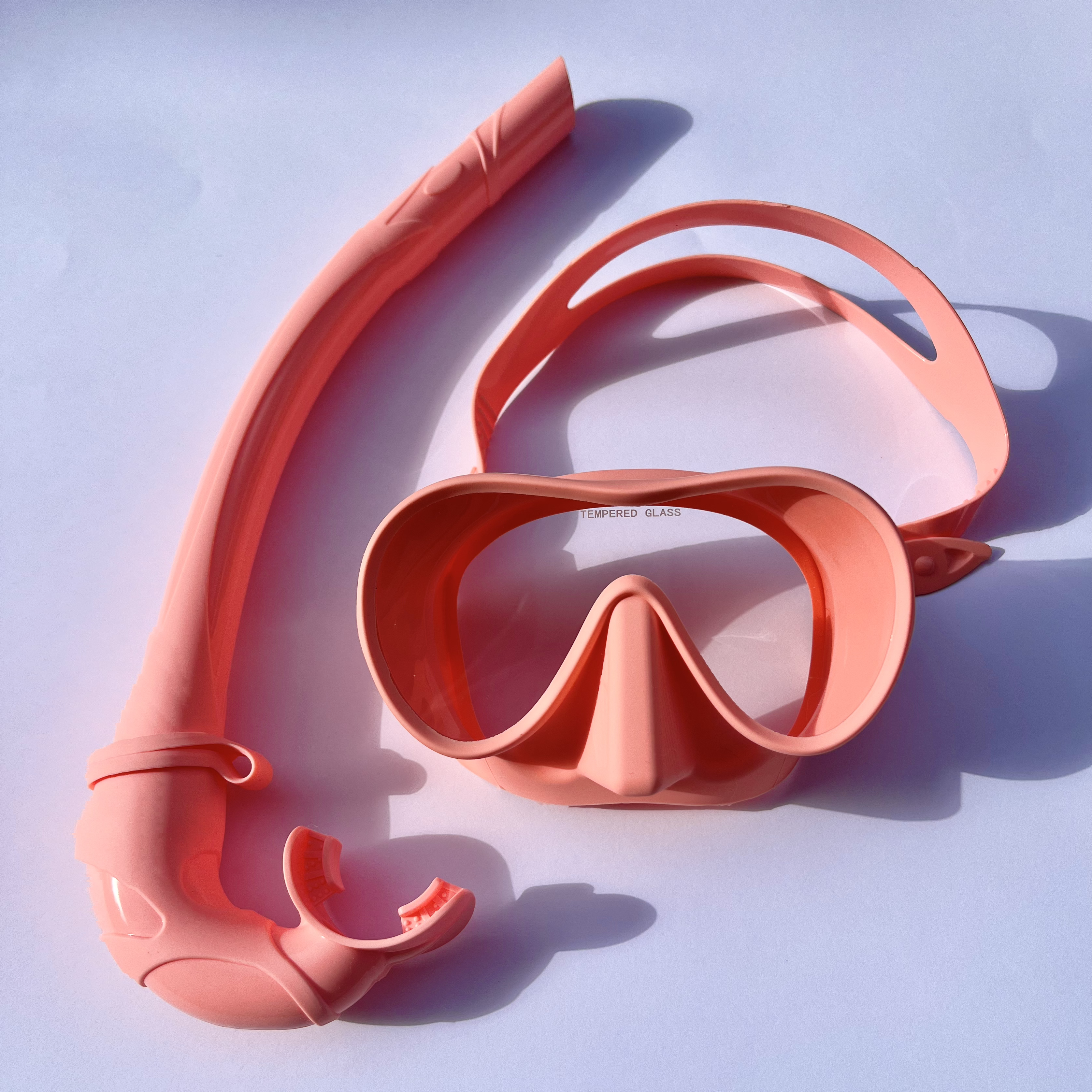 Coral diving mask and snorkel set