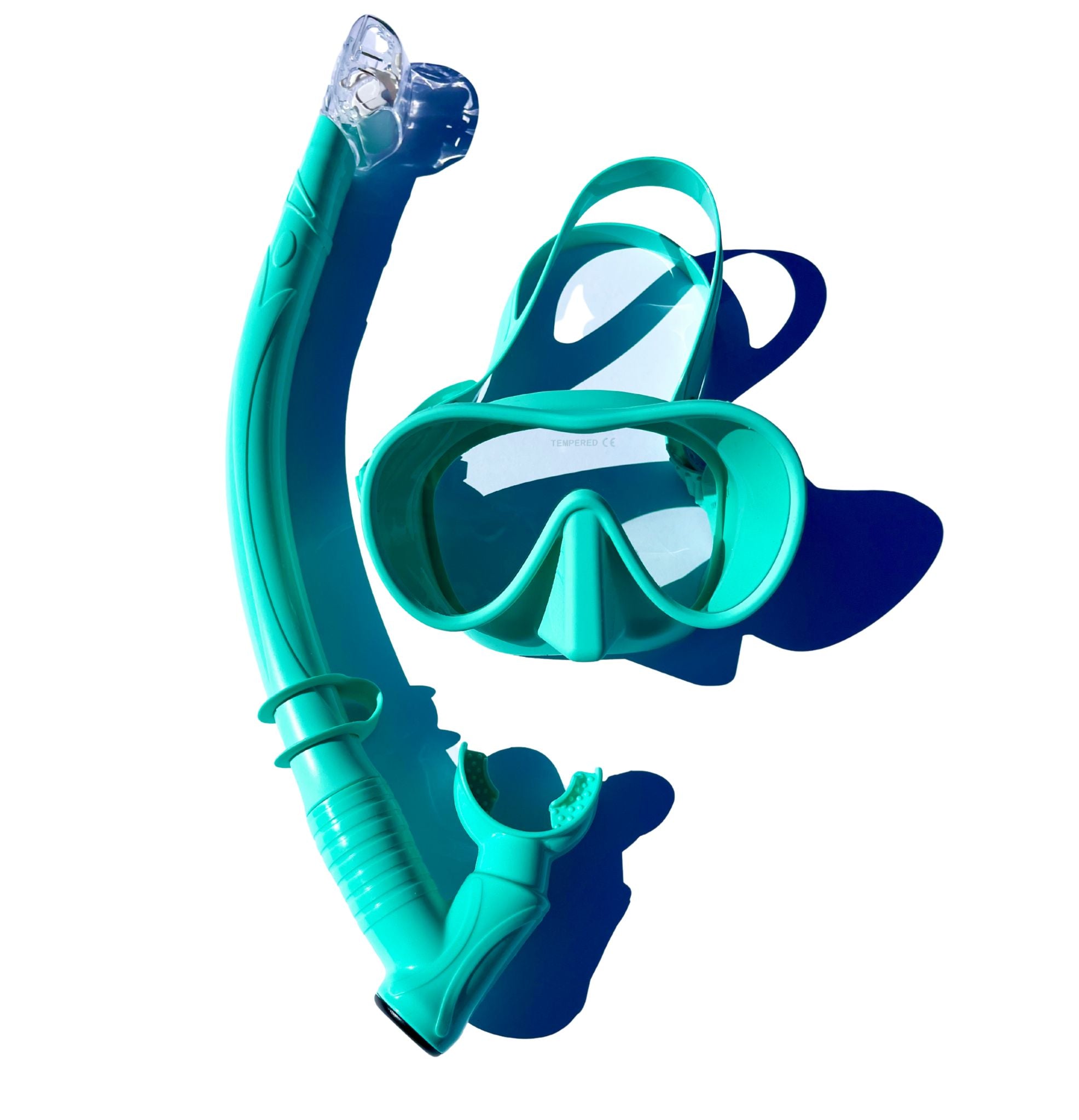 Turquoise mask and diving snorkel set