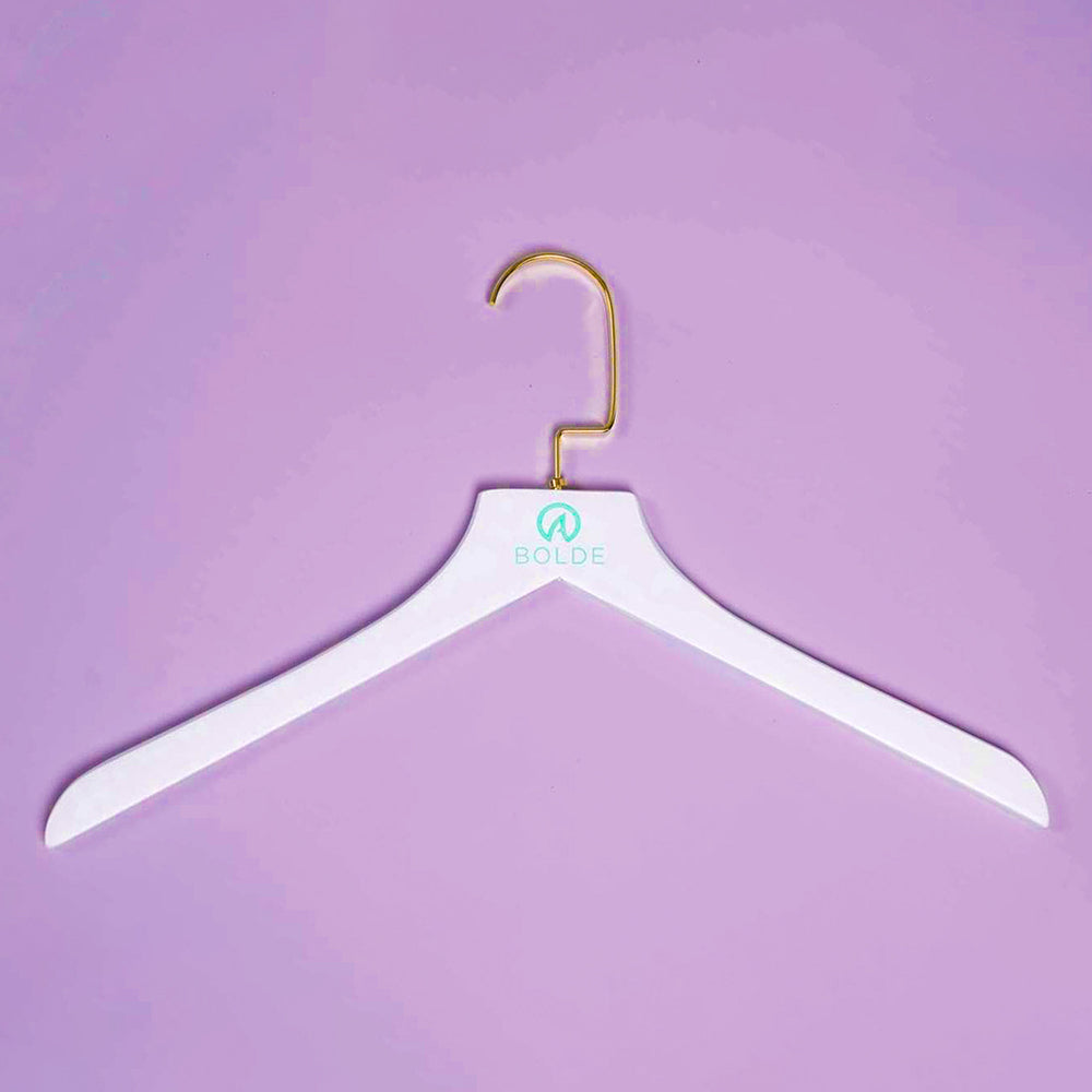 bolde-wooden-coat-hanger-white
