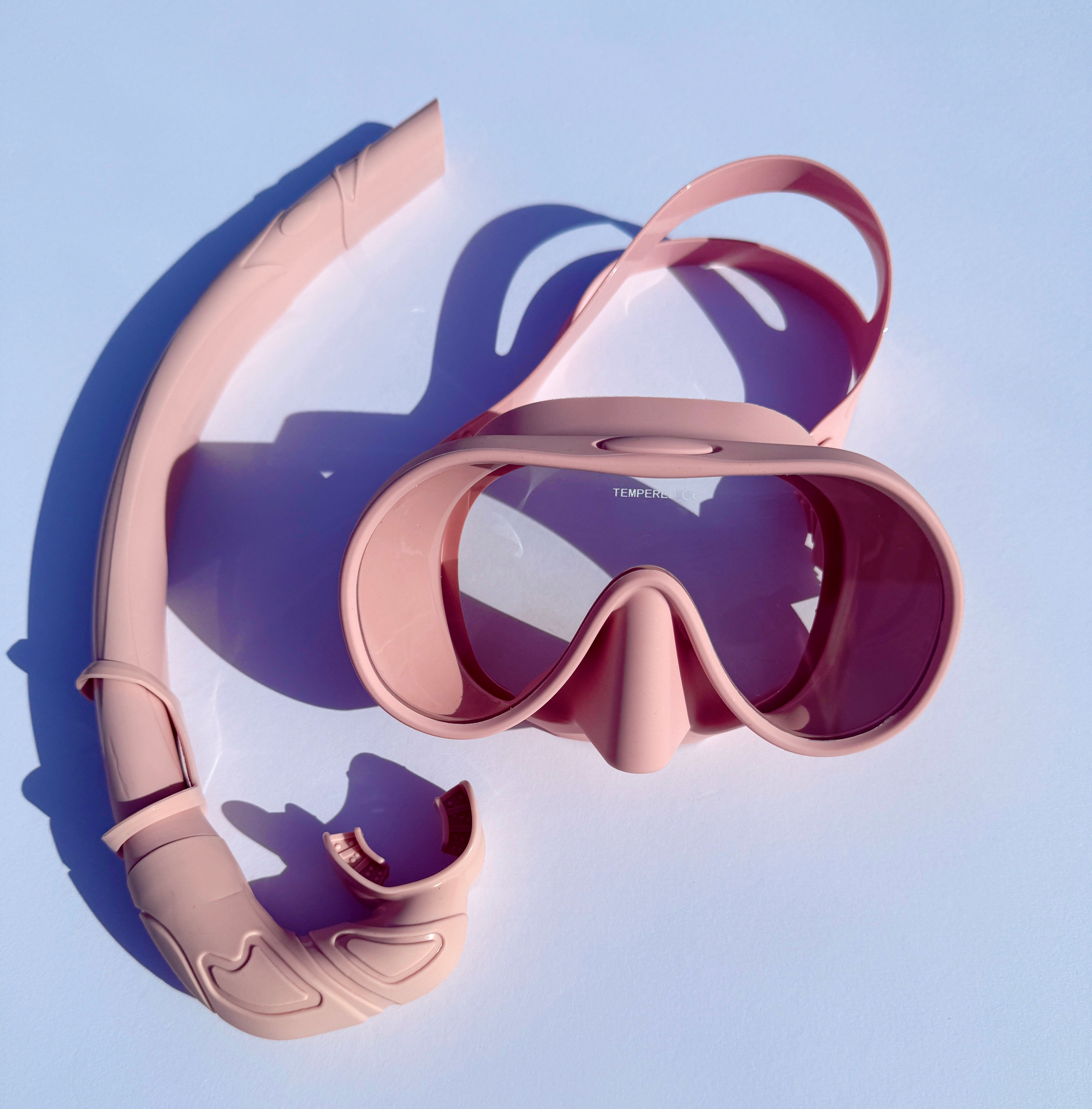 pink diving mask and snorkel set